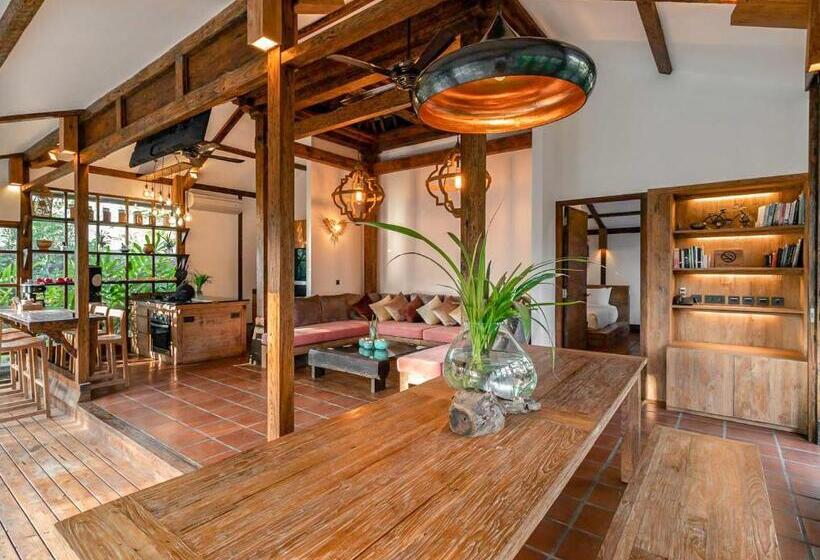 ویلای 2 خوابه, Kuno Villas
