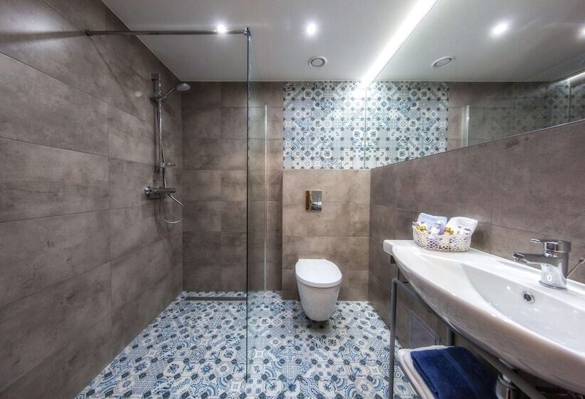 Номер Superior, Paryski Art & Business Zakopane   Basen Jacuzzi Sauna Małpi Gaj