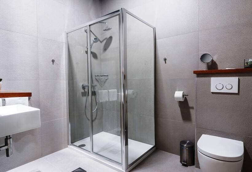 إستوديو بريميوم, Riva Luxury Rooms