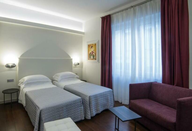 اتاق لوکس با چشم‌انداز دریا, Town House Morgana
