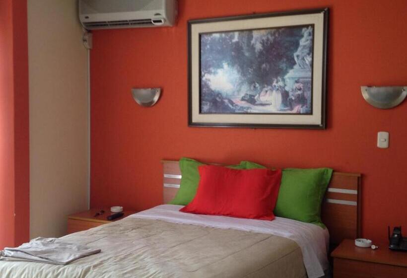 Habitación Estándar, Libertad