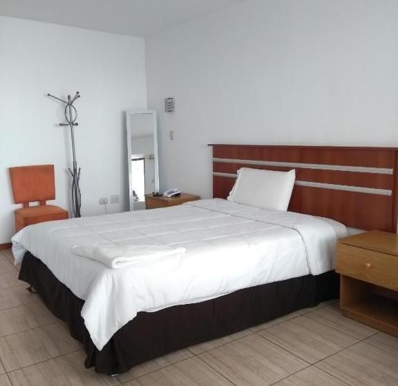 Habitación Estándar, Libertad