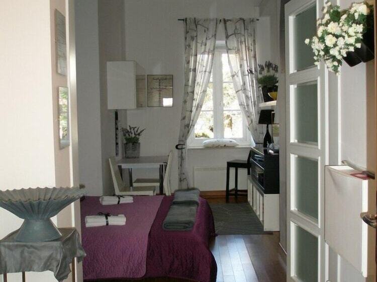 اتاق راحتی, Rooms Zagreb 17