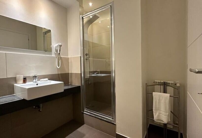اتاق استاندارد سه نفره, Ottomood B&b And Apartments