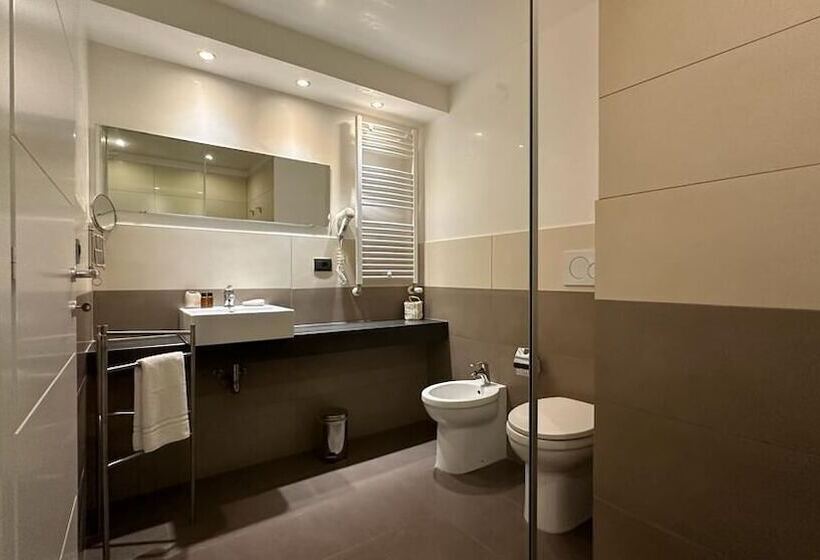 اتاق استاندارد چهار تخته, Ottomood B&b And Apartments