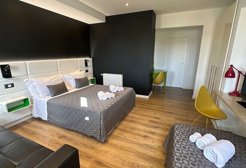 اتاق استاندارد چهار تخته, Ottomood B&b And Apartments