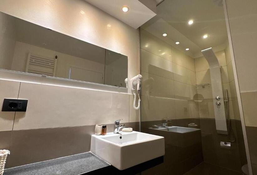 اتاق استاندارد سه نفره, Ottomood B&b And Apartments