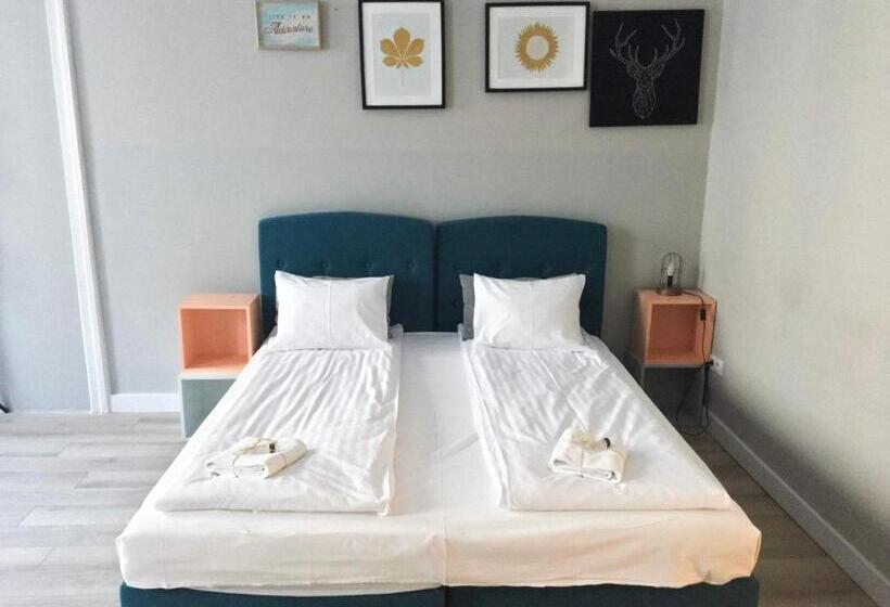 标准间, Chillout Hostel