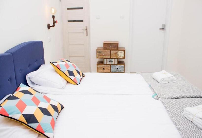 高级大房间, Chillout Hostel