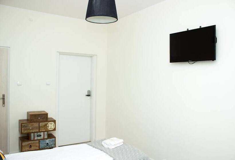 标准间, Chillout Hostel