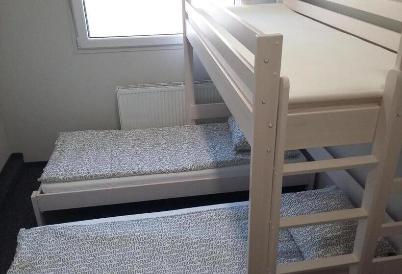 Семейный Номер Совместный Санузел, Hostel Sopot Centrum