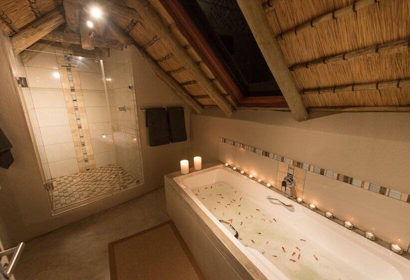 Люкс Повышенной Комфортности, Ekhaya Bush Villa