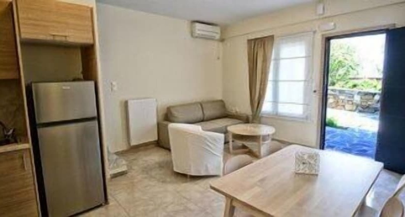 Номер Дюплекс, Peskesi Ikaria