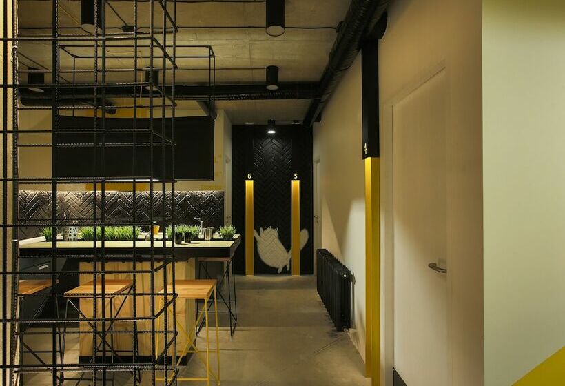 家庭间, Suffix Hostel & Apartments