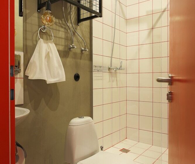 家庭间, Suffix Hostel & Apartments