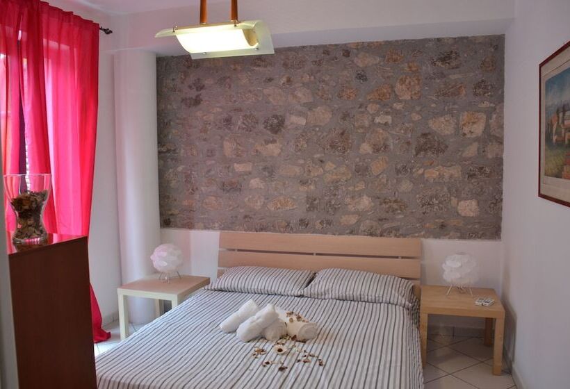 חדר סטנדרט לארבעה, Casa Aurora