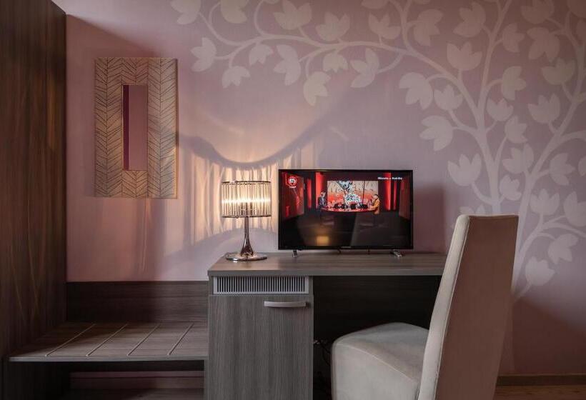 Трехместный Номер Deluxe, Palazzo Renieri   3stelle S