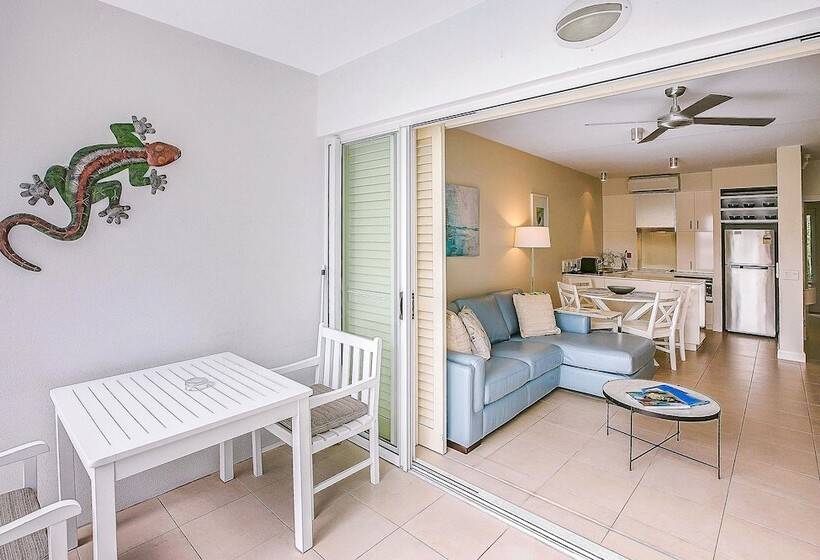 带两个卧室的顶楼公寓, Elysium Private Apartments At The Beach Club