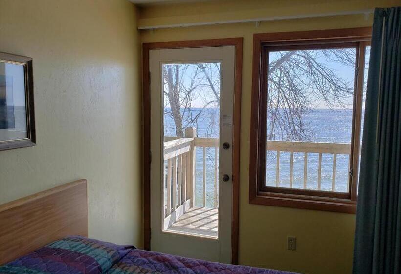 Номер Стандарт Вид на Озеро, Algoma Beach Motel