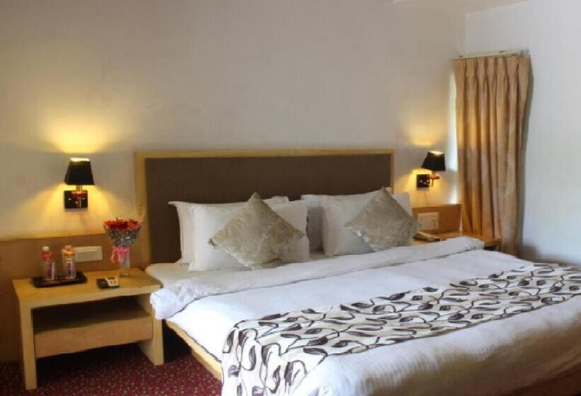 خانه 1 خوابه, Top3 Lords Resort Bhavnagar