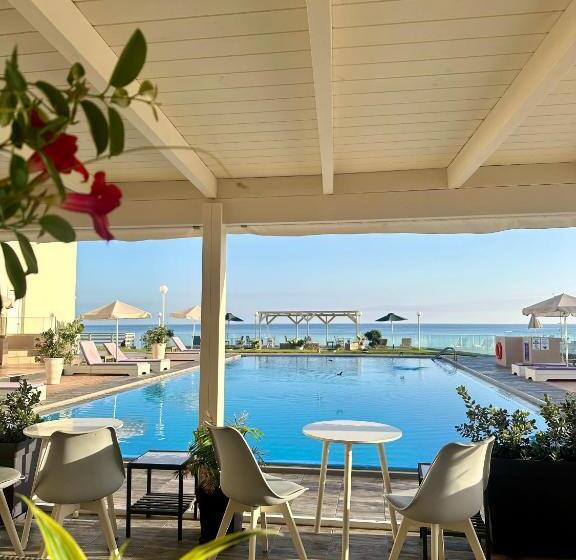 Четырехместный Номер Economy, Nautica Hotel Apartments