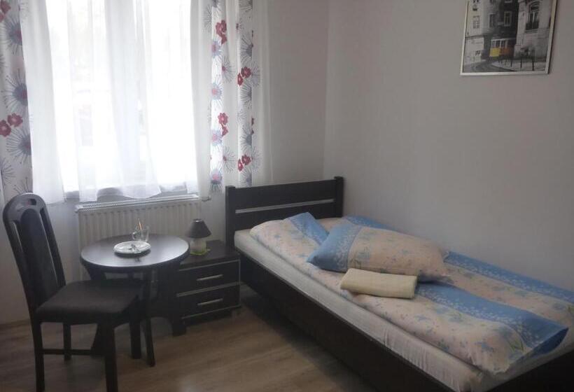 标准单人间, Ośrodek Wypoczynkowy Nad Stawem   Holiday Resort By The Lake   Erholungsheim Am See   Prázdninový Dů