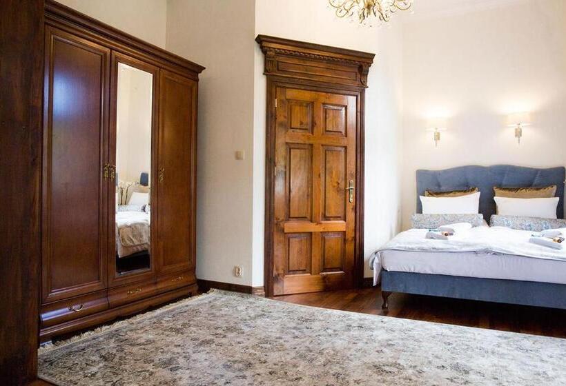 Люкс с Террасой, Villa Mistral