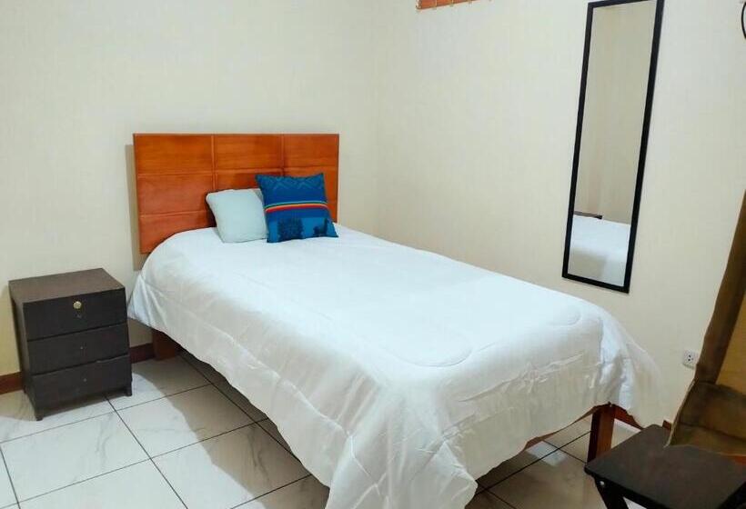 标准单人间, Hostal Ukumari Andino