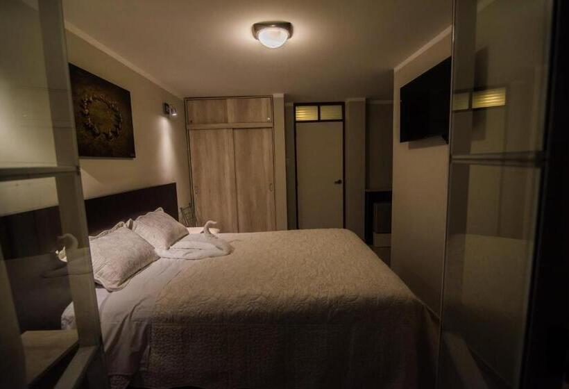 Quarto Deluxe com Sacada, Hostal Montalvo