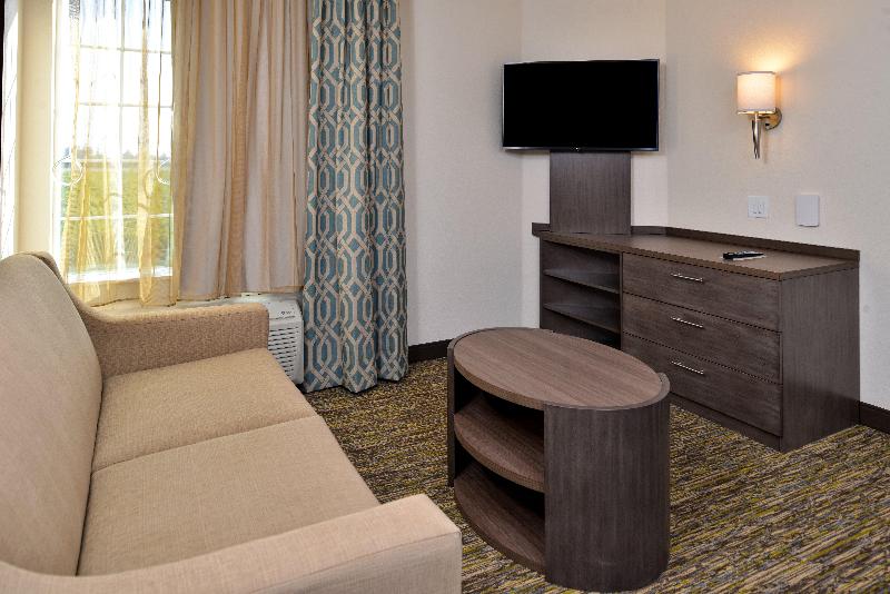 带大床的套房, Candlewood Suites   Lodi, An Ihg