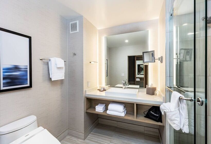 장애인을 위한 스위트, Courtyard By Marriott Los Angeles Monterey Park