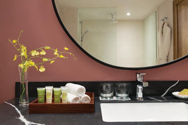 Номер Deluxe, فندق كراون روز الصحافة Crowne Rose Alsahafa