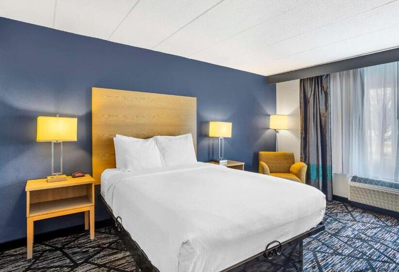 适合残疾人使用的标准间, Best Western Westgate Inn