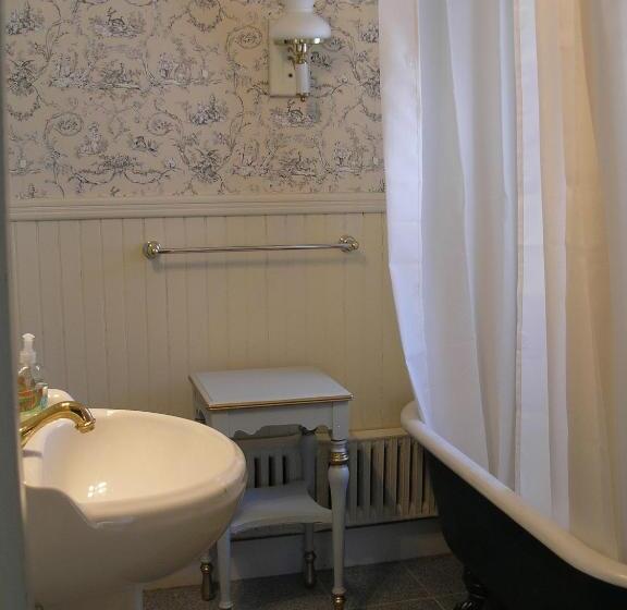 Люкс Deluxe Кровать Кинг, Antique Mansion B & B
