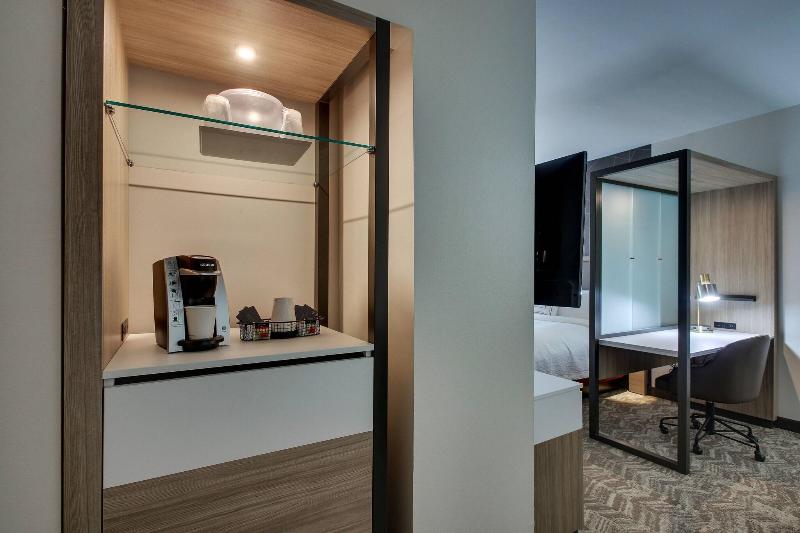 带皇后床的套间, Springhill Suites By Marriott Gulfport I10