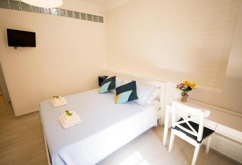 חדר קומפורט לשלושה, La Balestra B&b