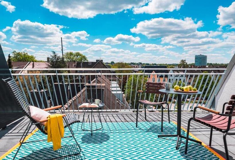 Superior studio with balcony, Mintrops Concierge
