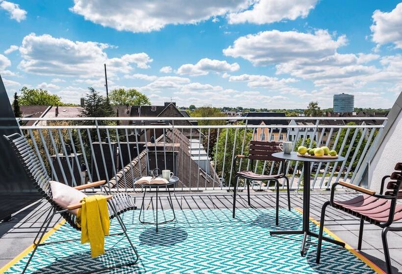Superior studio with balcony, Mintrops Concierge