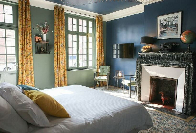 Номер Стандарт, Le Manoir Des Chevaux Dores