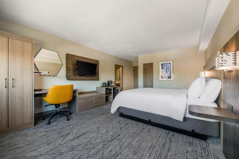 Номер Стандарт, Holiday Inn Express San Diego South   National City, An Ihg