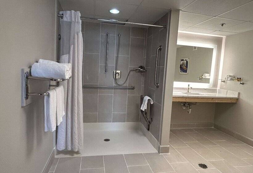 适合残疾人士使用的套间, Best Western Plus Heritage Rail Inn & Suites