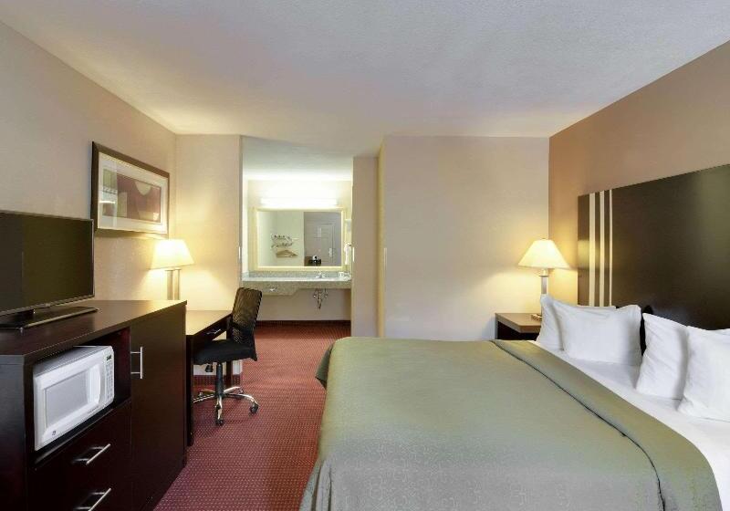 Стандартный Номер Кровать Кинг, Quality Inn & Suites Clarksville