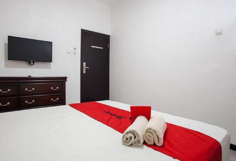 Номер Economy, Reddoorz Near Taman Krida Budaya Malang