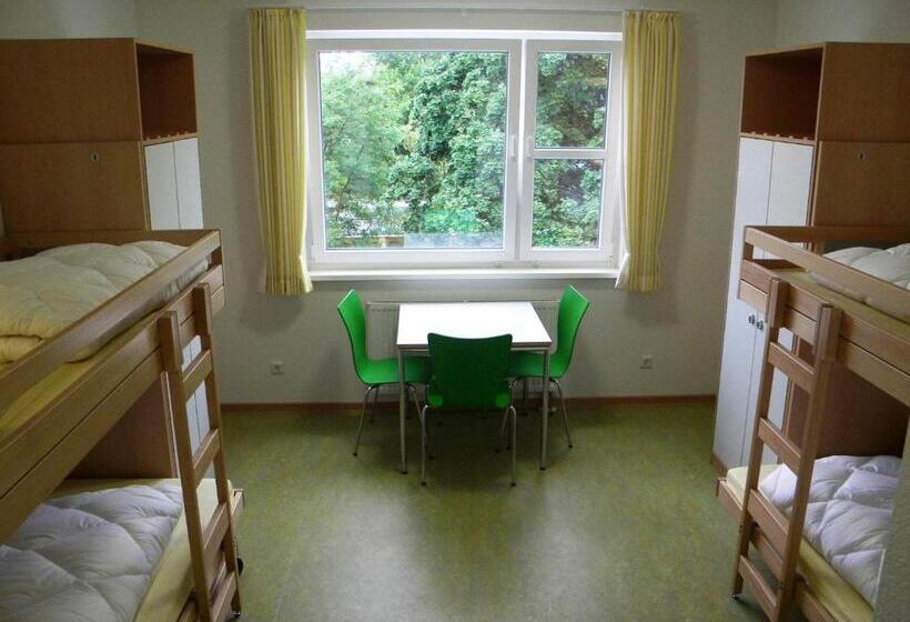 Кровать в Общей Комнате, Jugendherberge Wolfsburg