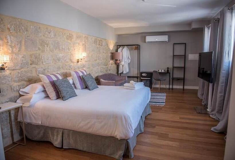 חדר סופריור, Don Juan Boutique