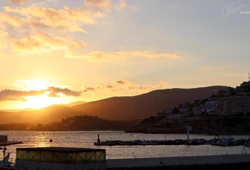 Quarto Deluxe Vista Mar com Sacada, Hostal Boutique Olvido 22 Adults Only