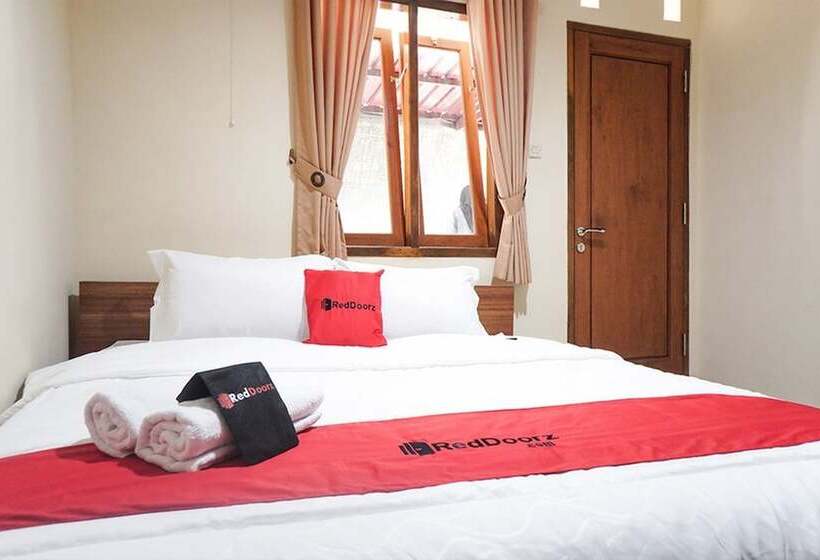 Номер Стандарт, Reddoorz Syariah Near Exit Tol Malang