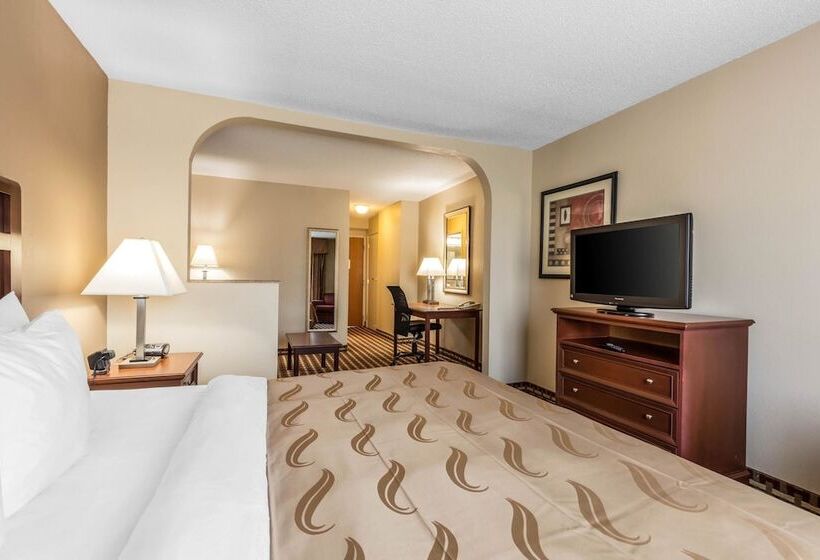 Люкс, Quality Suites Paducah I 24