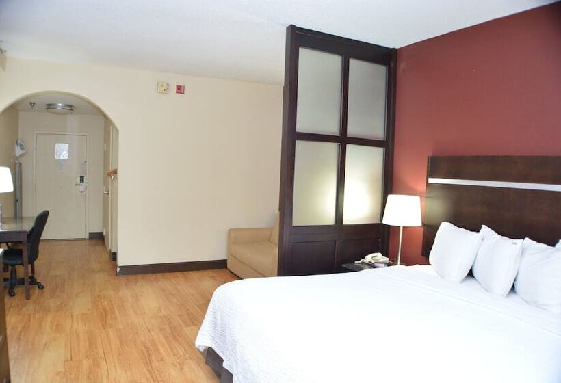 Camera Premium, Red Roof Inn Plus+ & Suites Chattanooga   Downtown