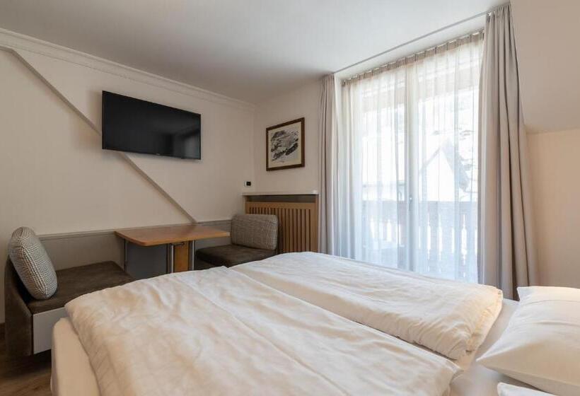 Apartamento 2 Dormitórios, Villa Aurelia
